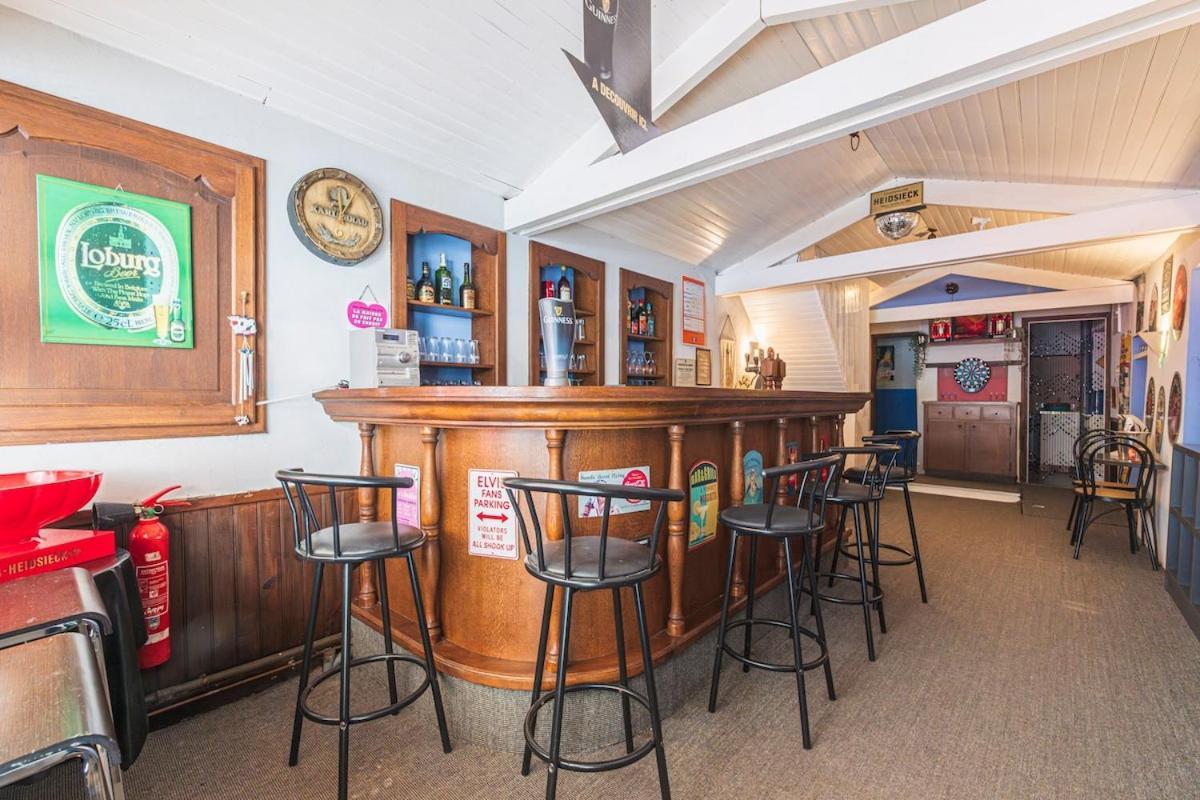 Bar A Bulles - Ancien Comptoir Transforme Villa Reims Luaran gambar