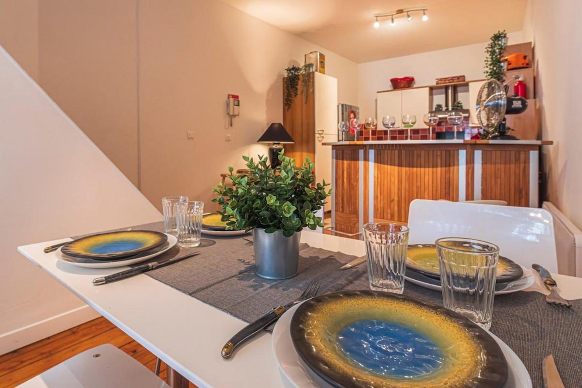 Bar A Bulles - Ancien Comptoir Transforme Villa Reims Luaran gambar